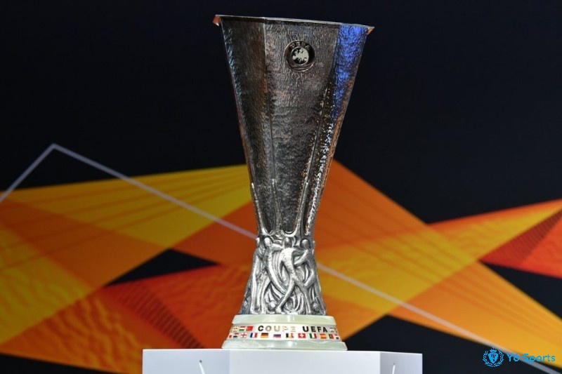  Đôi nét về giải bóng đá Cup C2