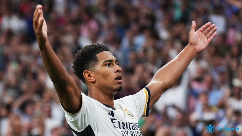 Jude Bellingham là một ngôi sao trẻ sáng giá của bóng đá Anh và Dortmund