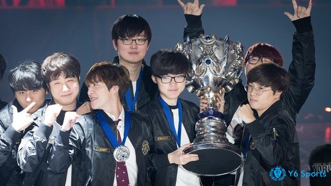 Faker gia nhập SKT vào tháng 2/2023