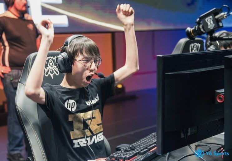 Mlxg ghi tên trong danh sách vàng của LMHT Trung Quốc