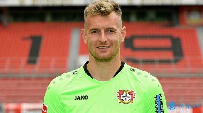 Top thủ môn hay nhất Bundesliga - Lukáš Hrádecký là thủ môn với những pha bắt bóng đỉnh cao