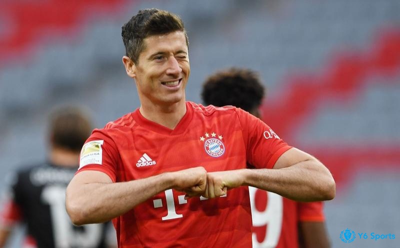 Đứng đầu Top tiền đạo hay nhất Bundesliga hiện nay là tiền đạo Lewandowski