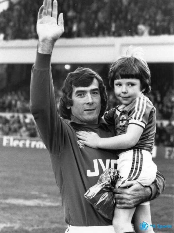Pat Jennings là thủ thành huyền thoại - cầu thủ xuất sắc nhất Arsenal