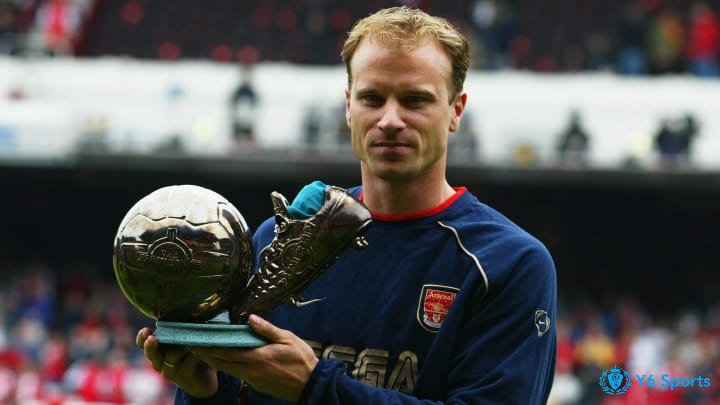 Bergkamp đứng thứ hai trong top 10 cầu thủ xuất sắc nhất Arsenal 