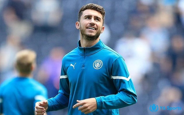 Aymeric Laporte là trung vệ tài ba với khả năng tấn công linh hoạt