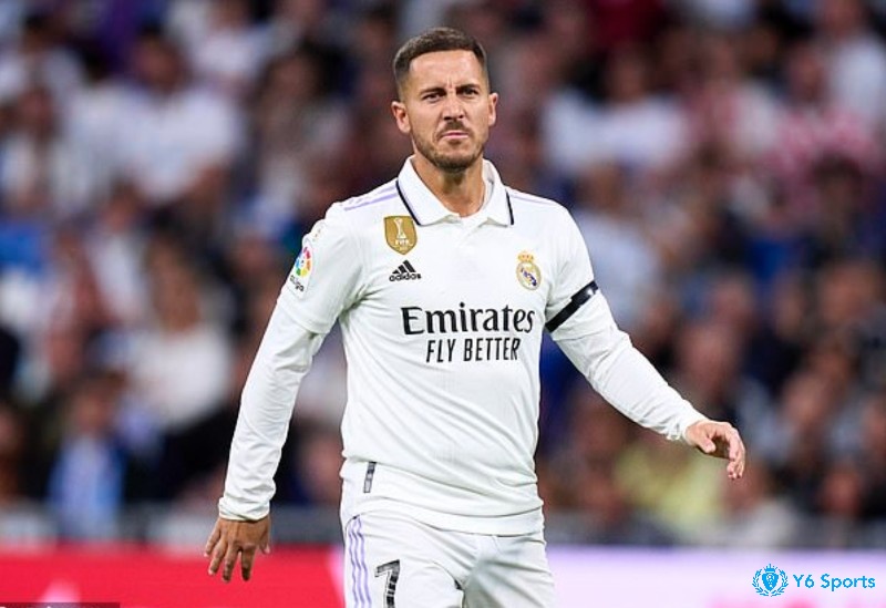 Eden Hazard là tiền vệ với kỹ thuật và khả năng chuyền bóng đỉnh cao