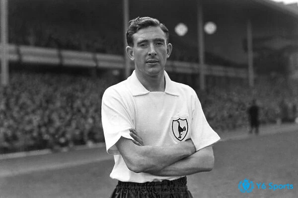 Danny Blanchflower đứng thứ 3 trong danh sách cầu thủ xuất sắc nhất Tottenham