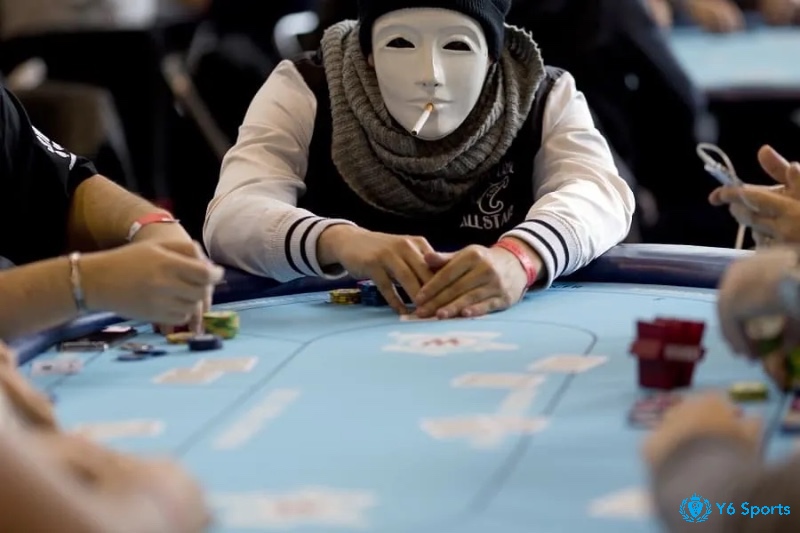Giữ bình tĩnh khi chơi Poker để không bị đối thủ đọc vị