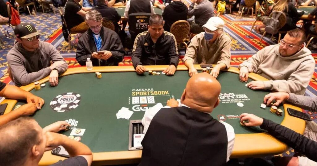 Cách chơi Texas Hold’em: Hướng dẫn từ cơ bản đến nâng cao