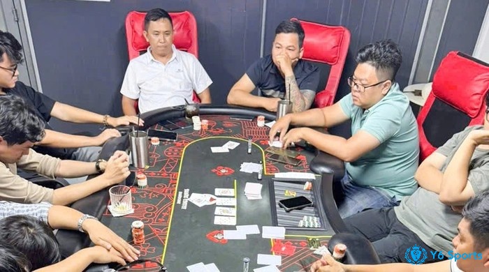 Texas Hold'em là biến thể phổ biến nhất của poker tại các sòng bạc với luật chơi đơn giản