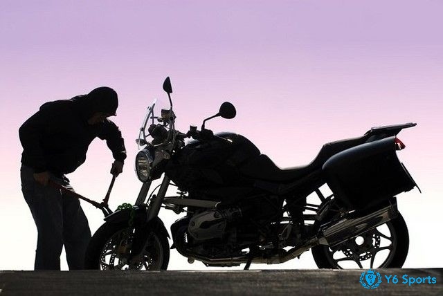 Giấc mơ mất xe máy thể hiện cho sự mất cân bằng giữa các yếu tố trong vận mệnh của bạn